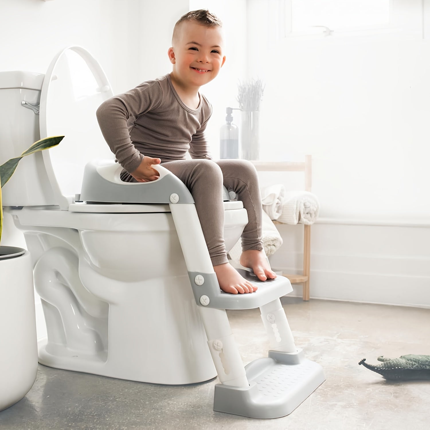Escalera de Entrenamiento para Inodoro 2 en 1: Seguridad y Confianza
