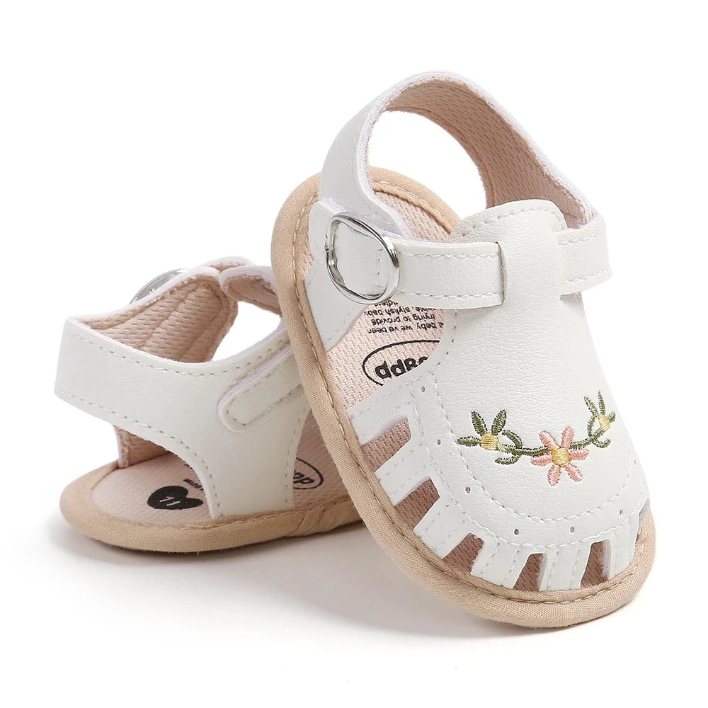 Sandalias Bordadas Florales: Elegancia de Verano (0-18M)