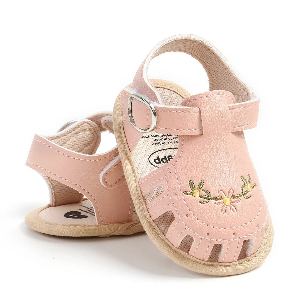 Sandalias Bordadas Florales: Elegancia de Verano (0-18M)