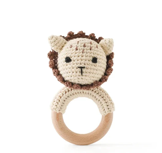 Sonaja/Mordedora de animalitos y frutas tejidos a Crochet | Anillo de Madera Natural o Silicona
