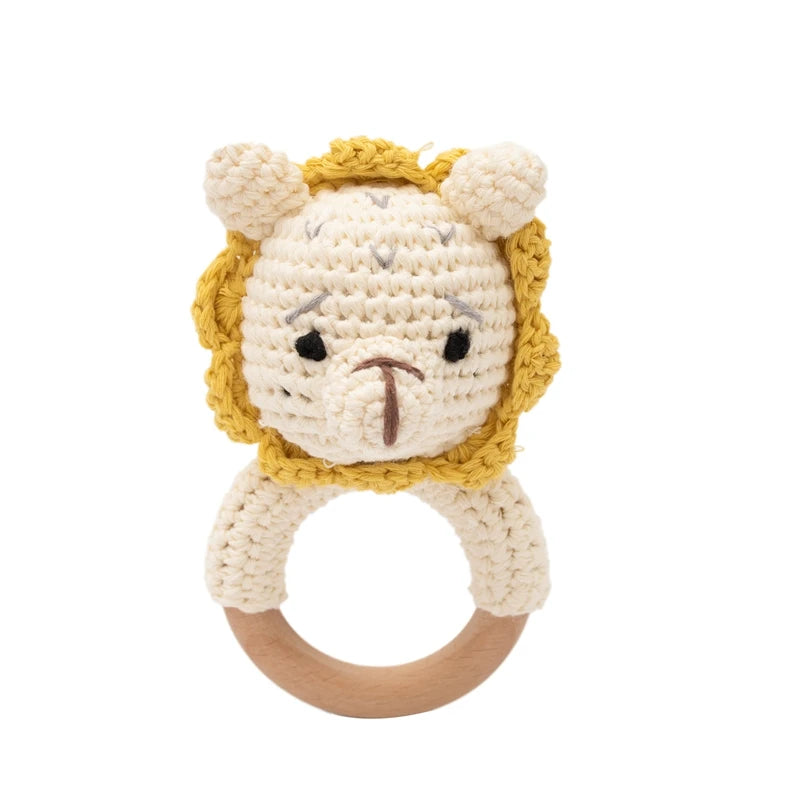 Sonaja/Mordedora de animalitos y frutas tejidos a Crochet | Anillo de Madera Natural o Silicona