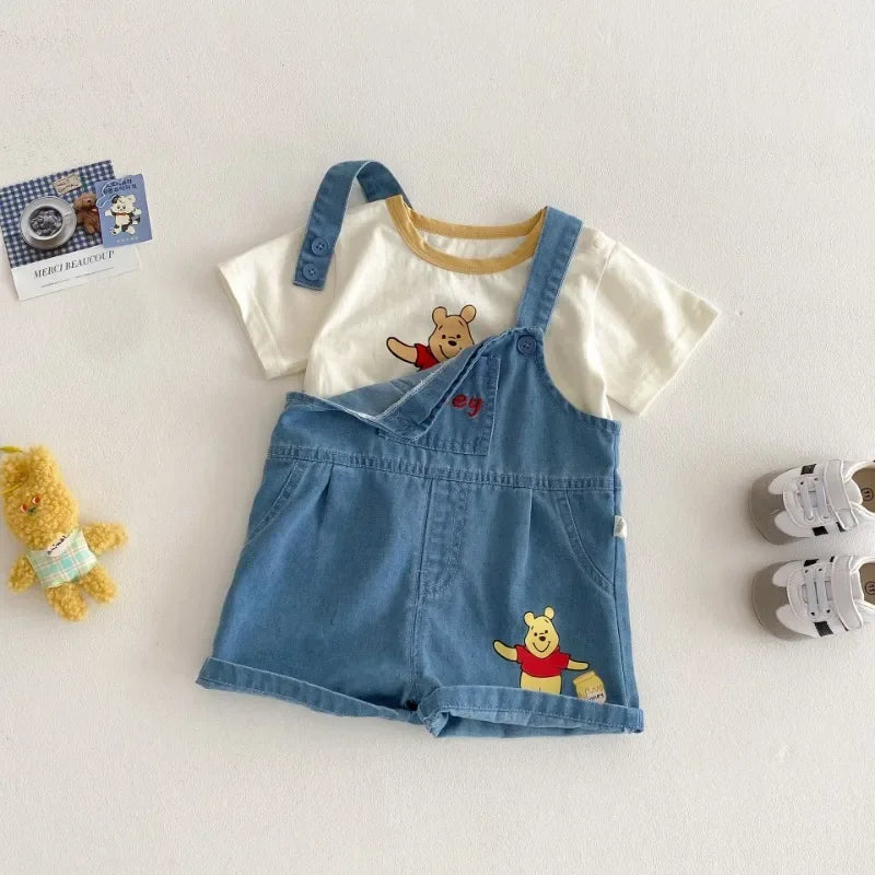 Camiseta y Short de Mezclilla con Tirantes de Winnie Pooh  (9M- 5T)