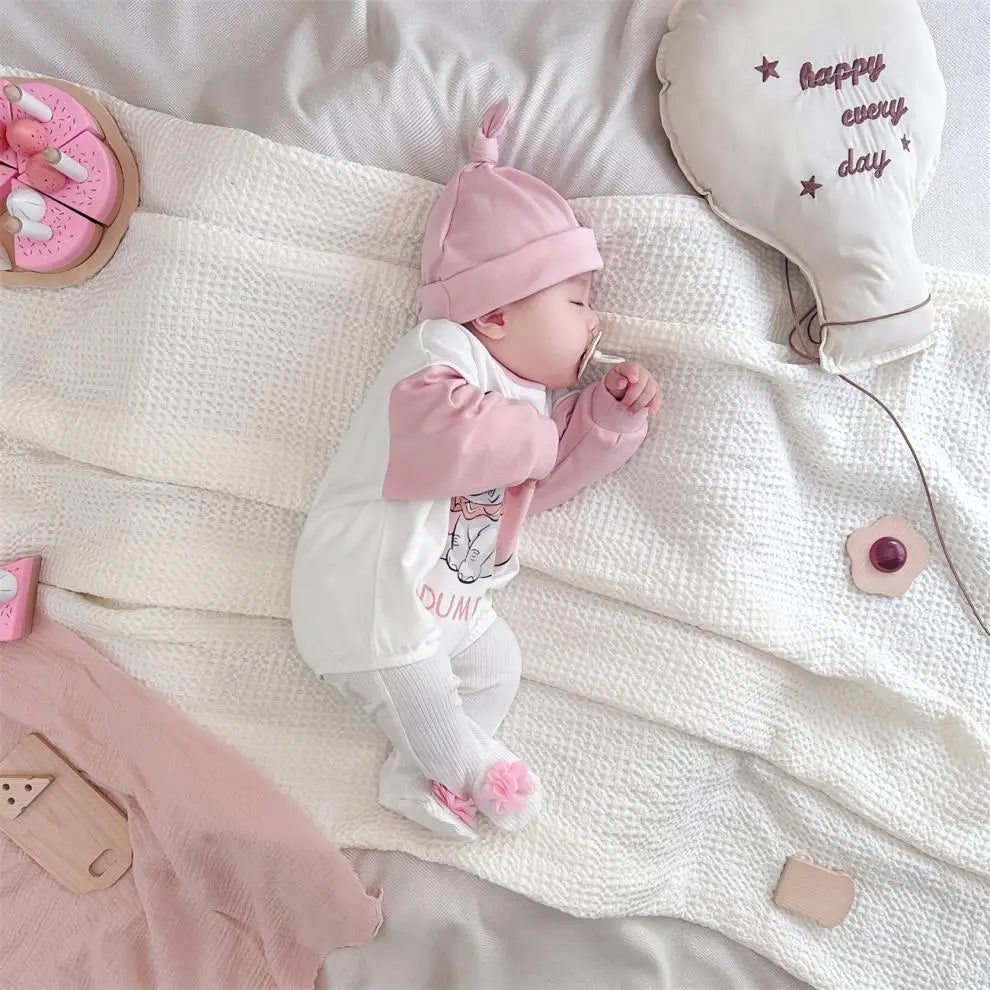 Conjunto de mameluco, gorro y calcetines Disney (3-18M)