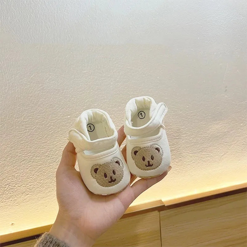 Sandalias para Bebé: Comodidad y Protección (0-18M)