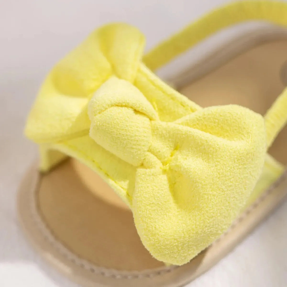 Sandalias con Moño: Comodidad y Estilo (0-18M)