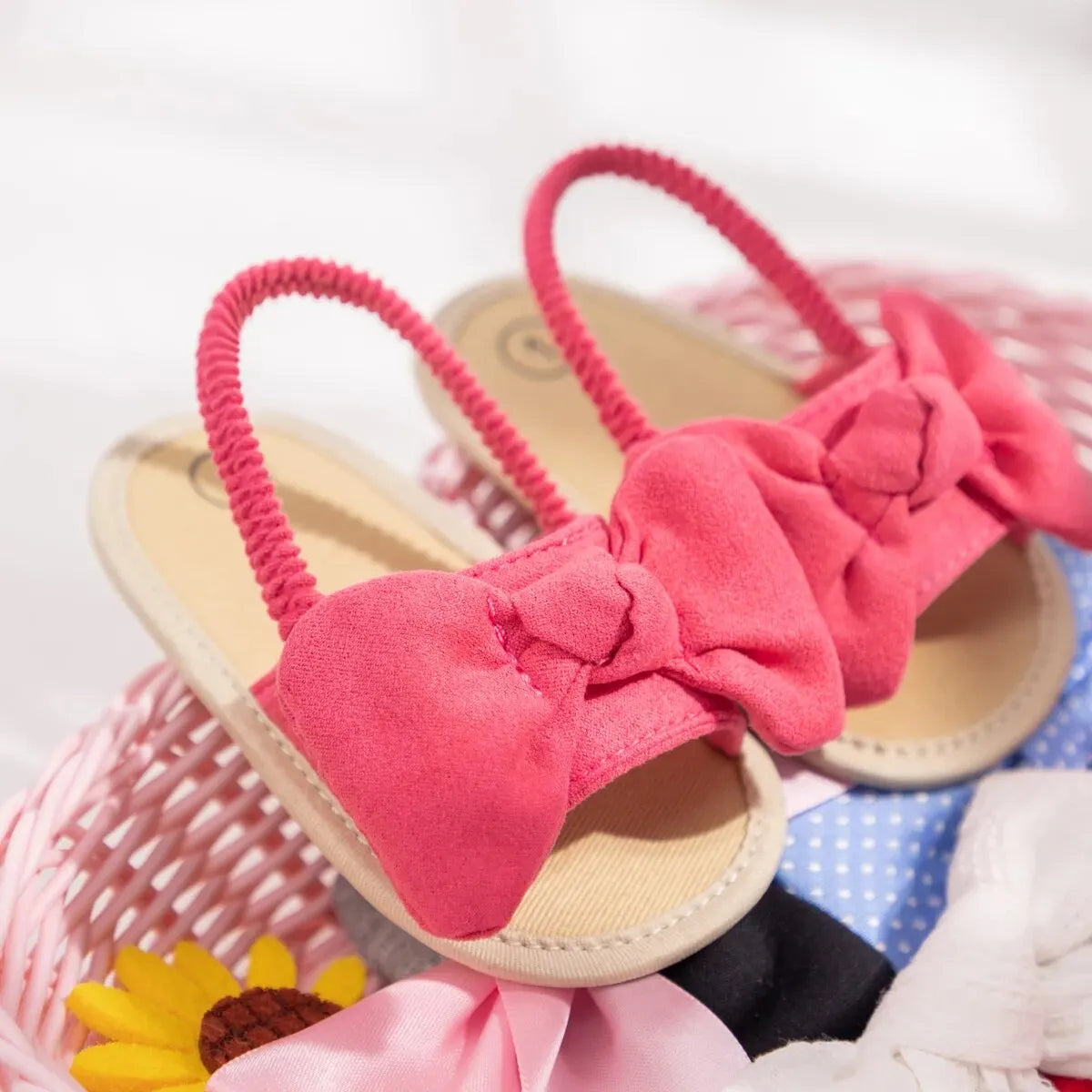 Sandalias con Moño: Comodidad y Estilo (0-18M)