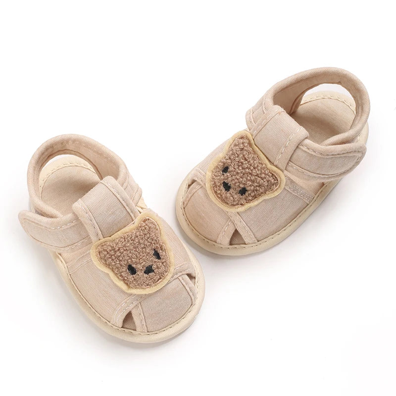 Sandalias para Bebé: Comodidad y Protección (0-18M)