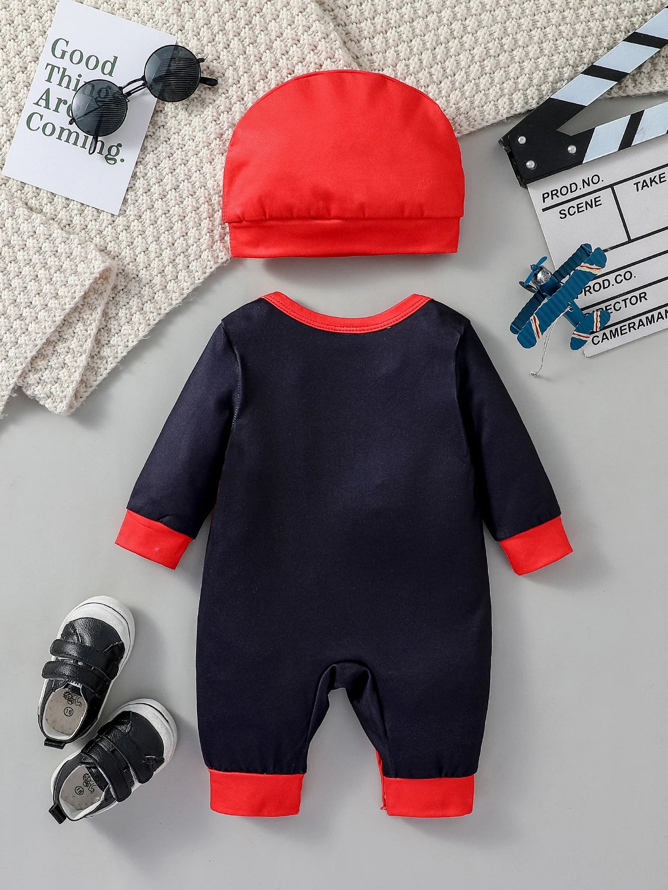 Conjunto "Cool Spider" Pañalero y Gorro(0-9M)