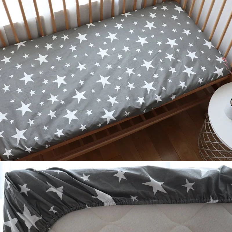 Sábana/Funda Protectora Ajustable para Colchón de Cuna (130x70 cm)