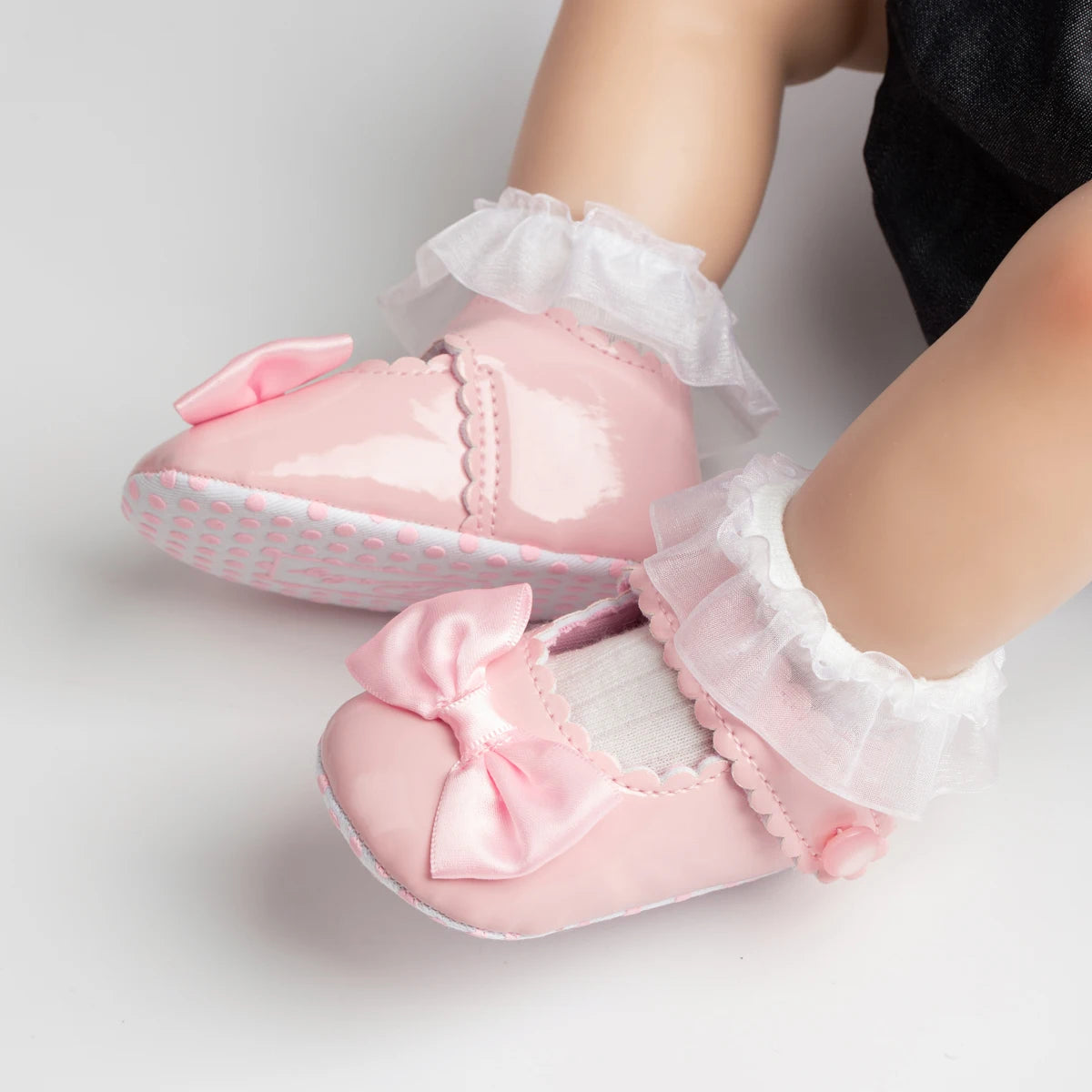 Zapatos Pre andantes con Moño: Clásico y Confort para Cuna (0-18M)