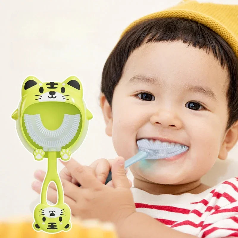 Cepillo Dental Infantil 360° "U" Estilo—Divertido y Seguro