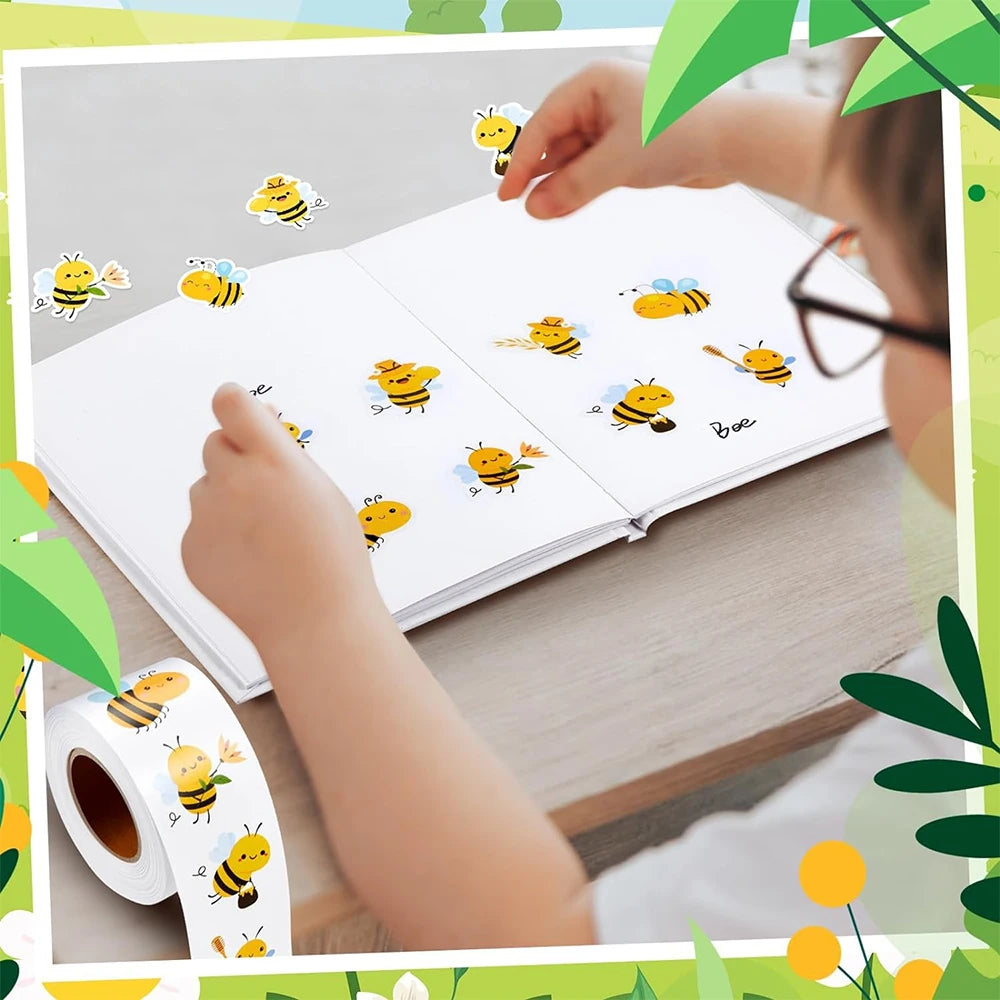 Rollo de 500 Pegatinas de Abejas: Recompensas y Decoración Adorable