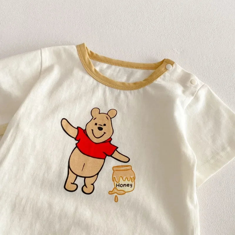 Camiseta y Short de Mezclilla con Tirantes de Winnie Pooh  (9M- 5T)