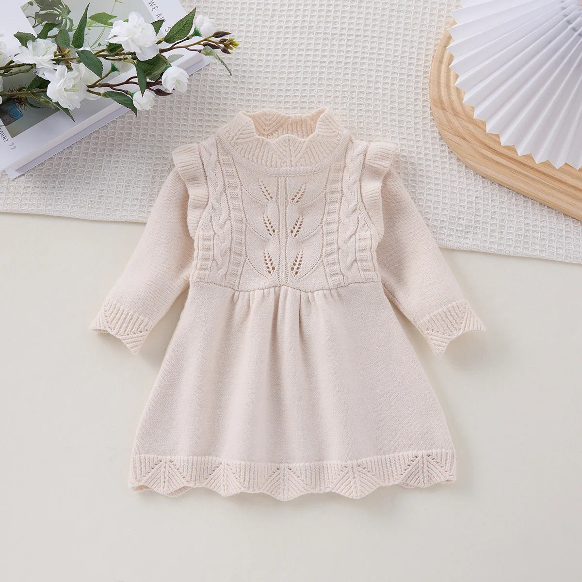 Vestido Tejido Calado para Bebé Niña| Dulzura y Estilo de Primavera  (0-18M)