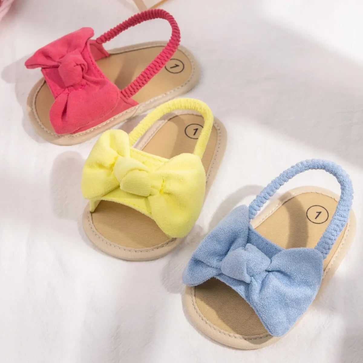 Sandalias con Moño: Comodidad y Estilo (0-18M)