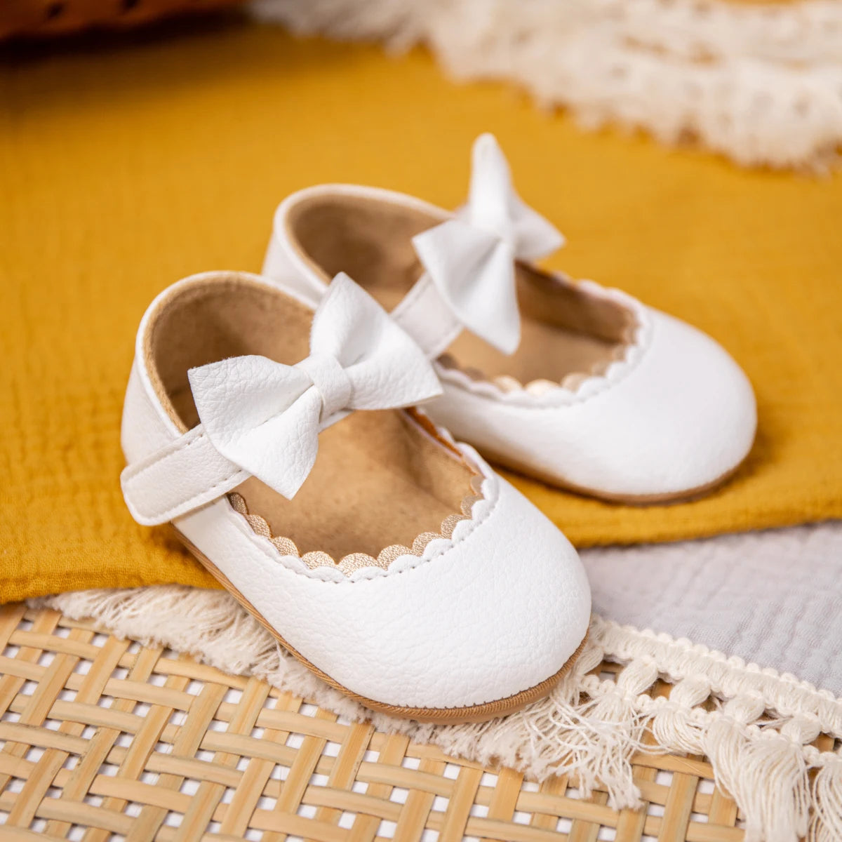 Zapatos Retro de Princesa con Moño - Suela Suave Antideslizante (0-18M)