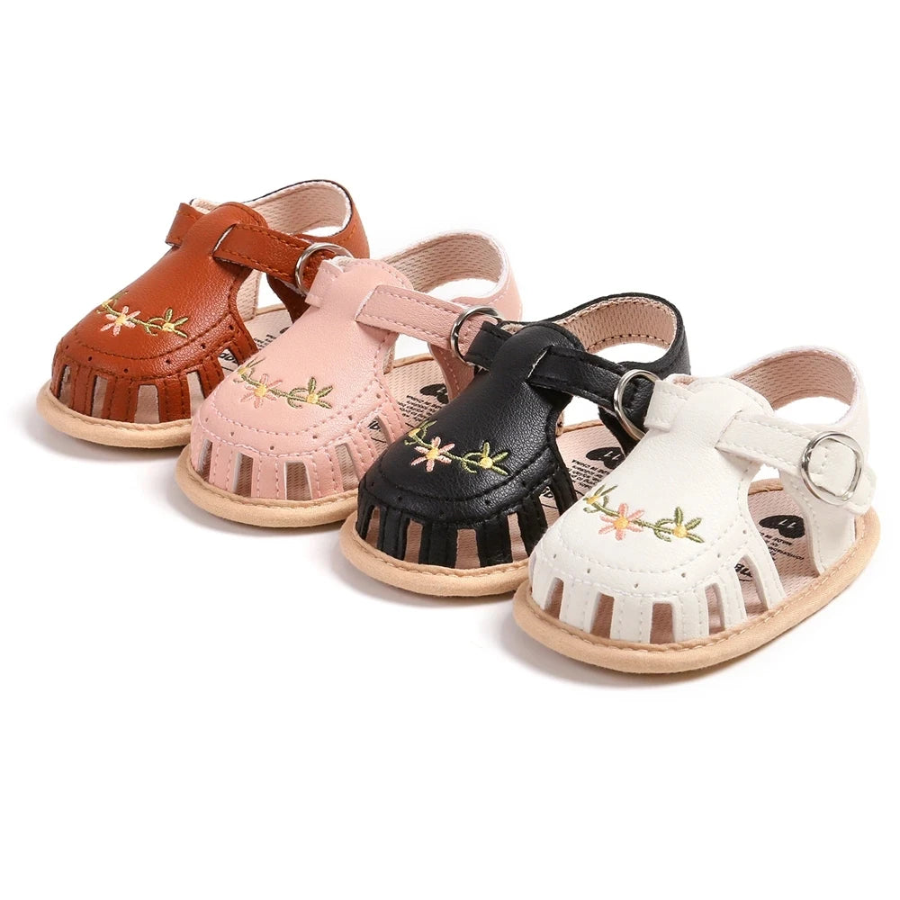Sandalias Bordadas Florales: Elegancia de Verano (0-18M)